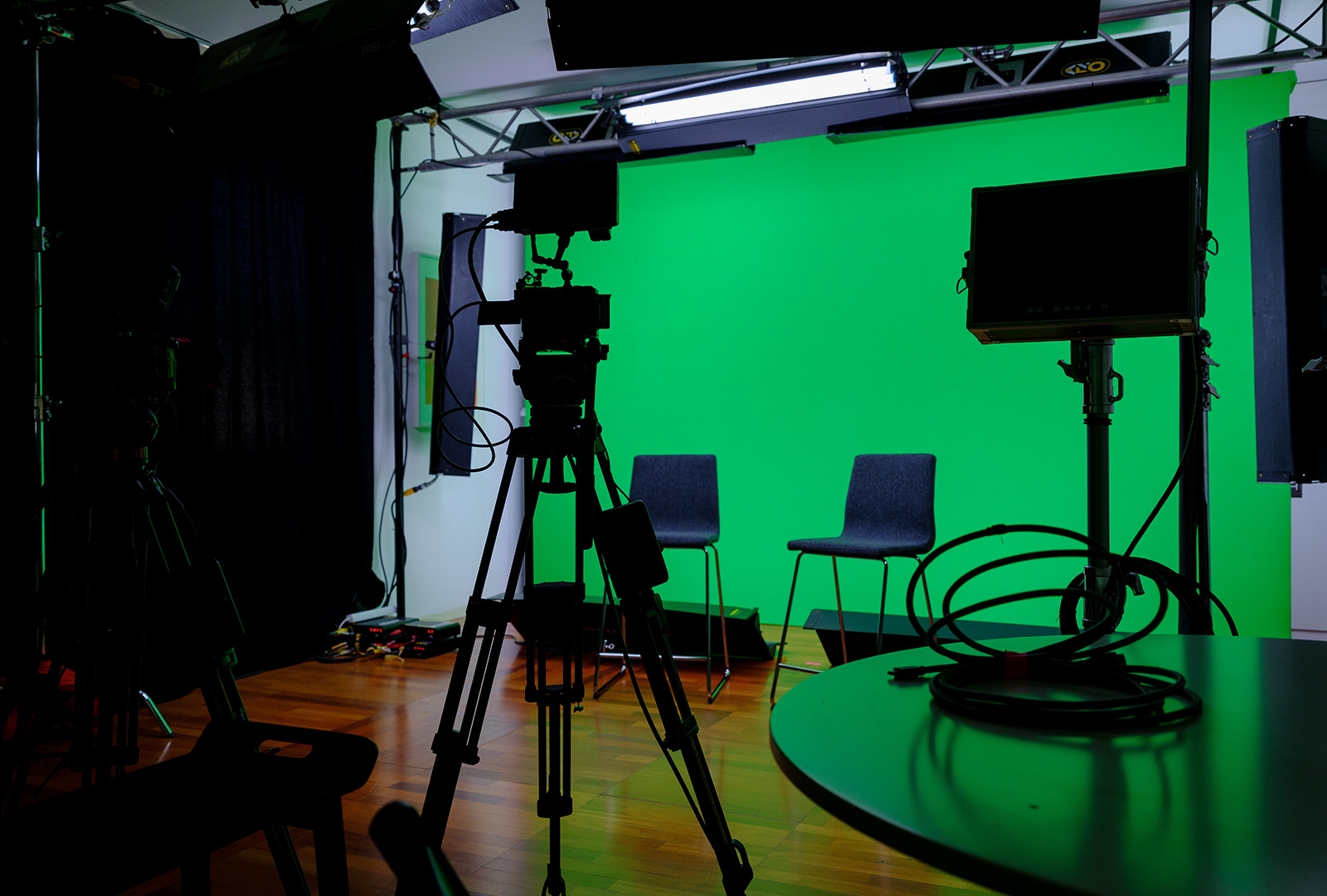 Ledfilms backstage video production